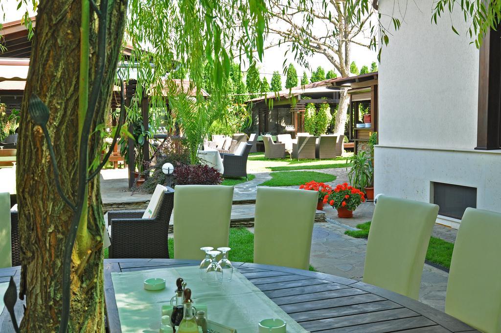 Hotel Vila Class Satu Mare Exteriér fotografie